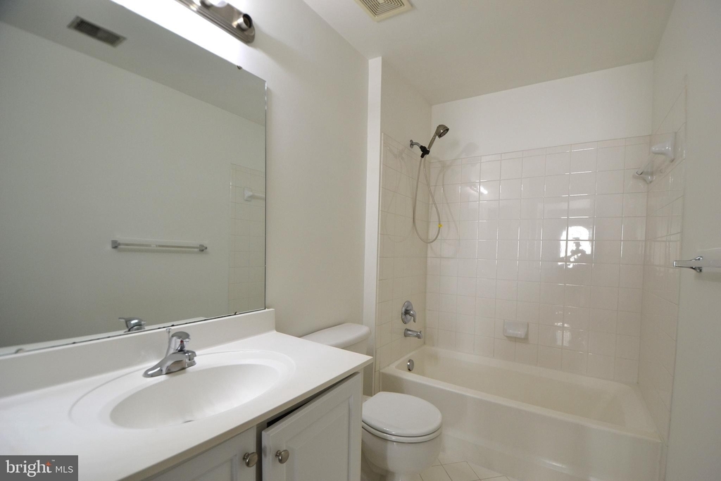 2527 Transom Place - Photo 16