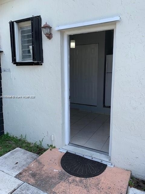 11841 Sw 188th Ter - Photo 1