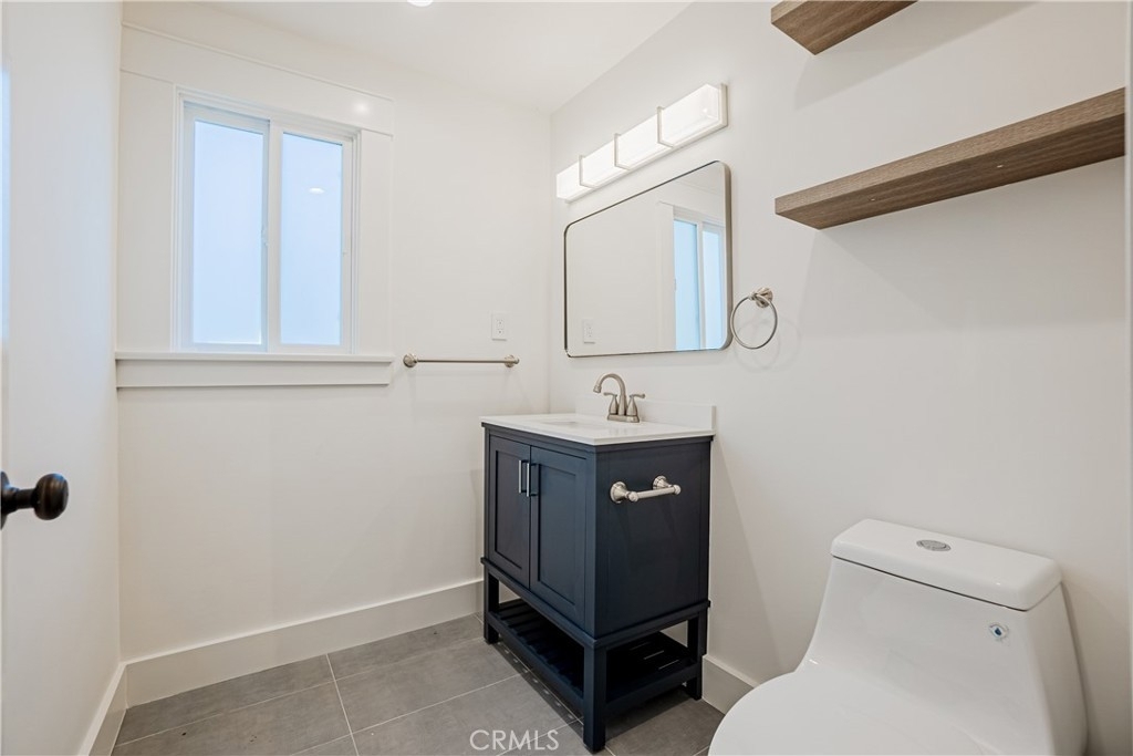 266 W 17th Street - Photo 29