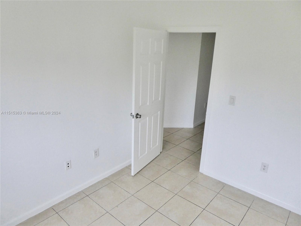 1540 Nw 45th St - Photo 16