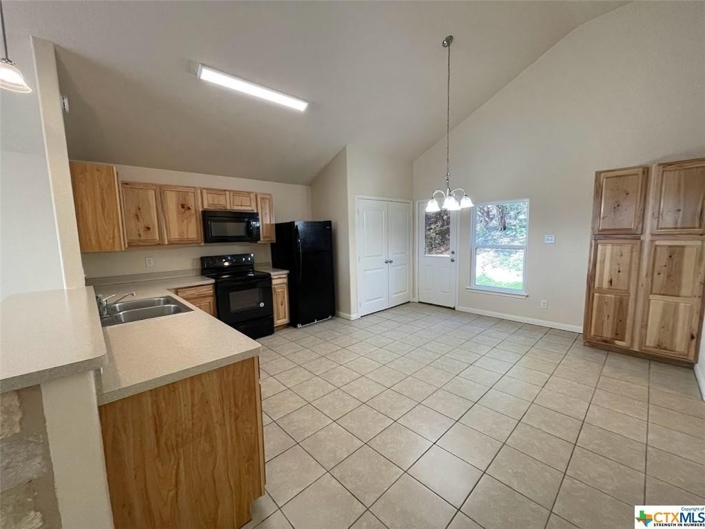 2455 Golf Drive - Photo 17