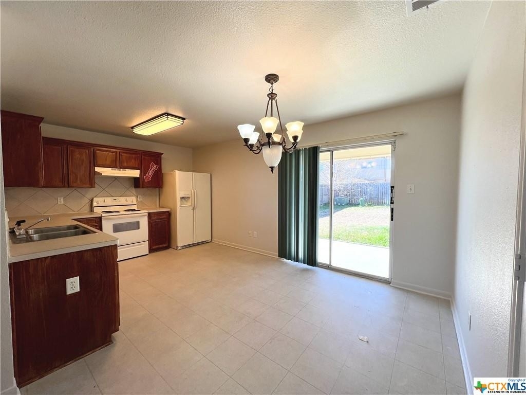 4405 Indigo Drive - Photo 4