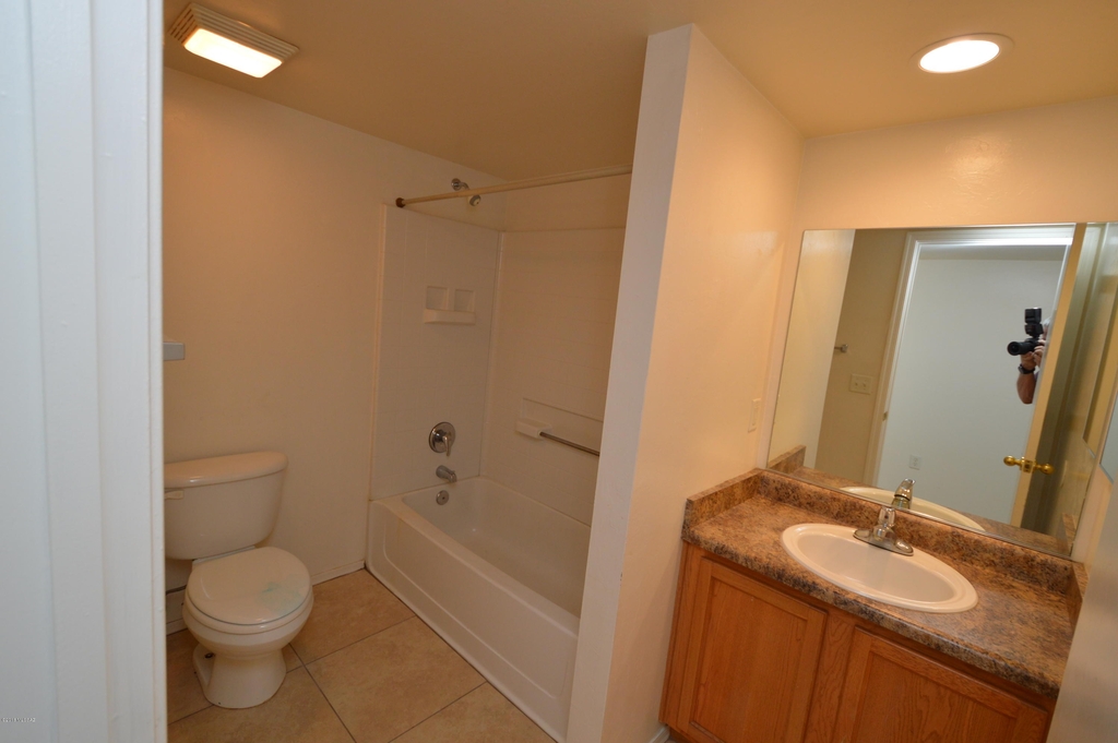 4327 E Bellevue Street - Photo 3