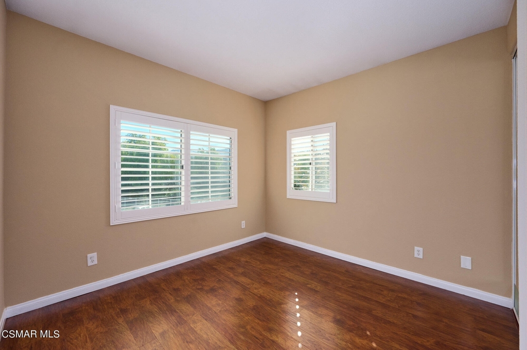 27007 Karns Court - Photo 32