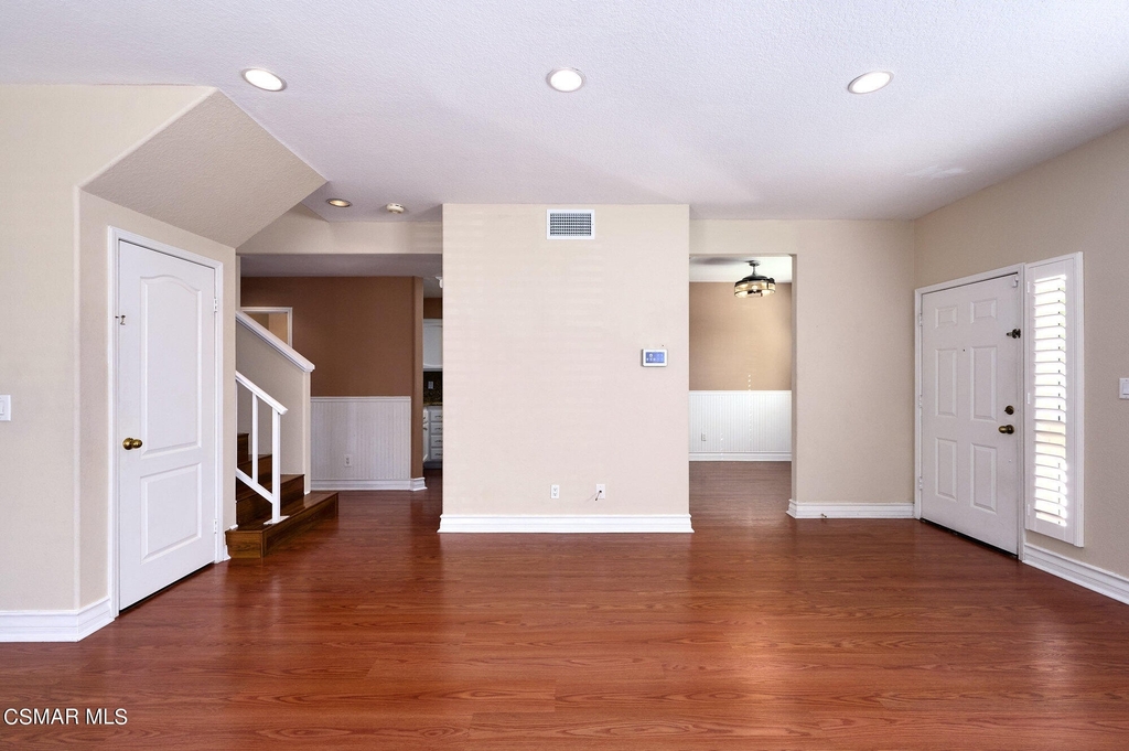 27007 Karns Court - Photo 10