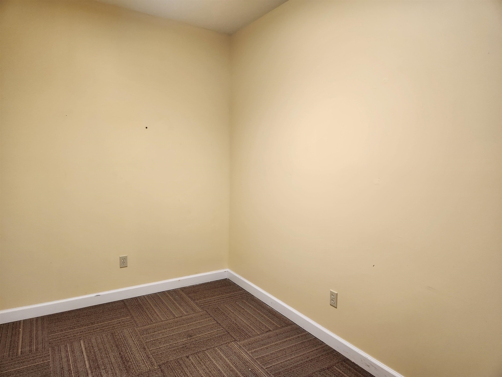 1093 E Main Street - Photo 10