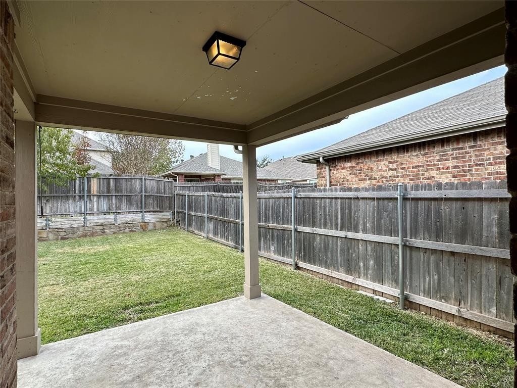 3908 Coloma Drive - Photo 26