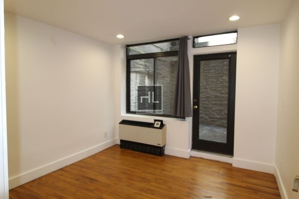 East 37 Street - Photo 5