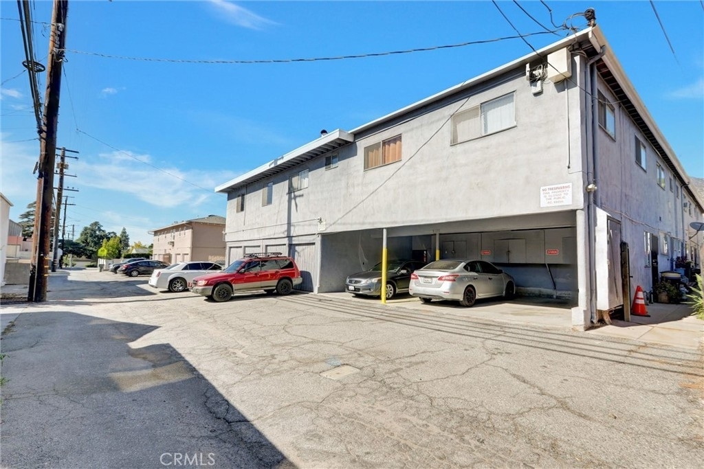 428 E Foothill Boulevard - Photo 28