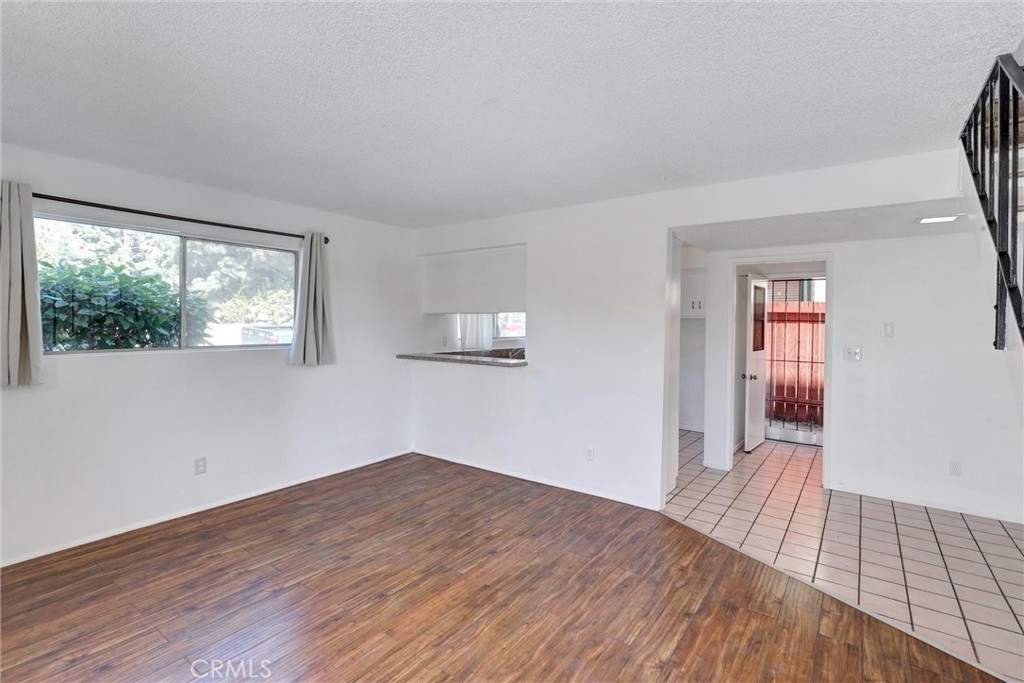 428 E Foothill Boulevard - Photo 2