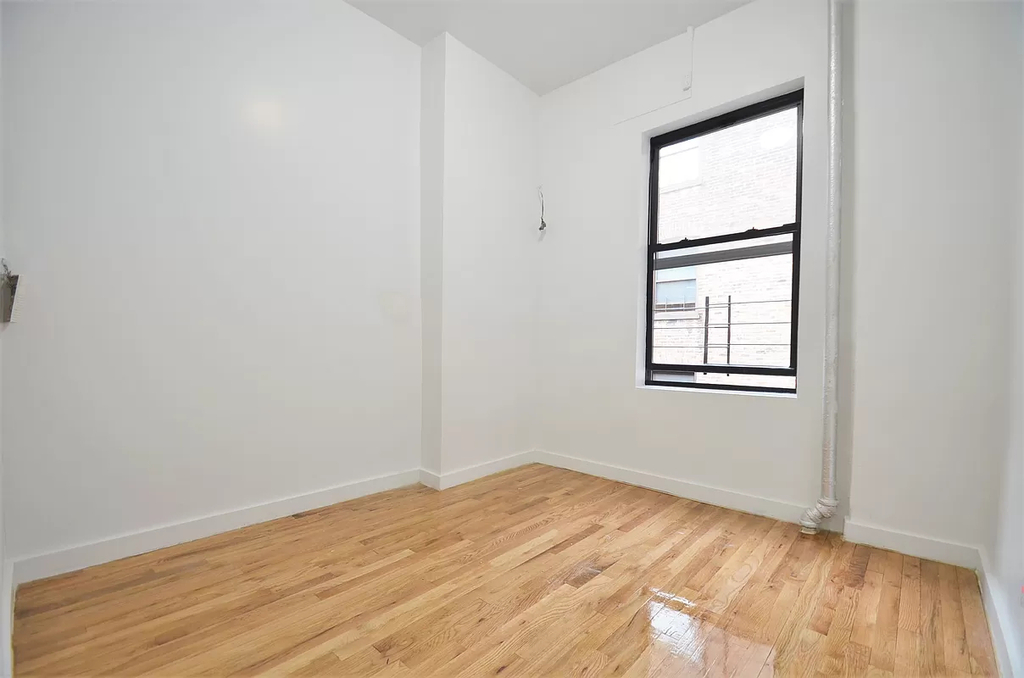 537 West 150th Street - Photo 5