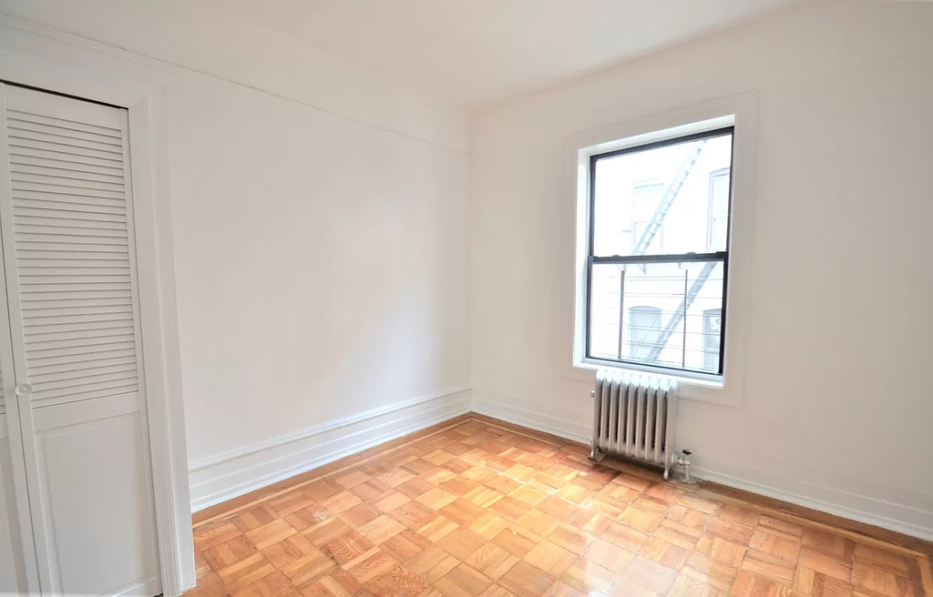 537 West 150th Street - Photo 12