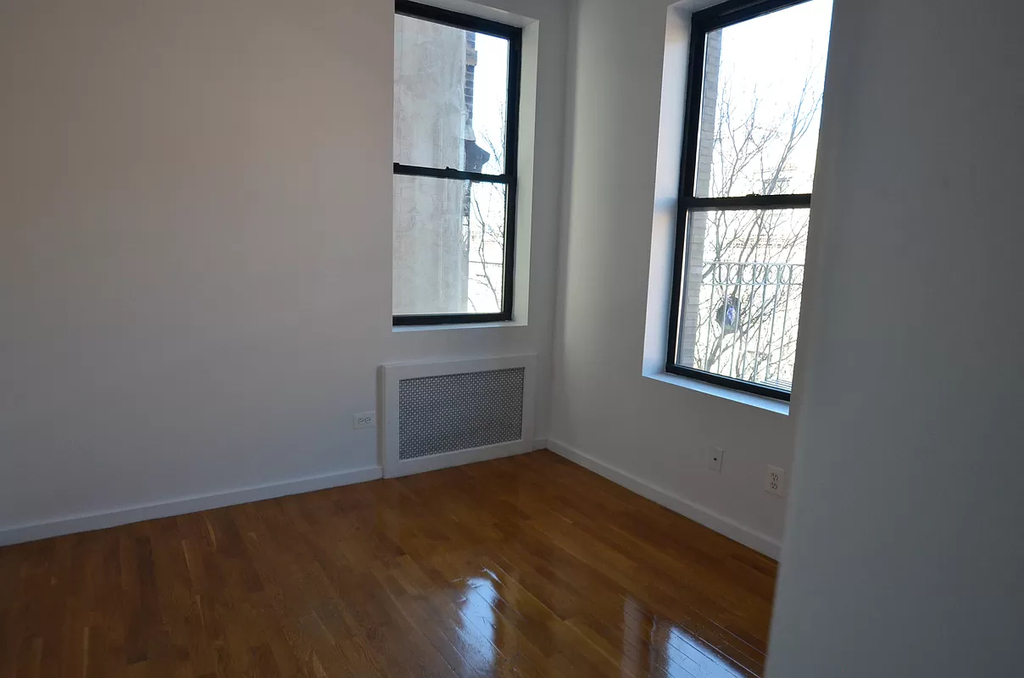 500 West 148th Street - Photo 8