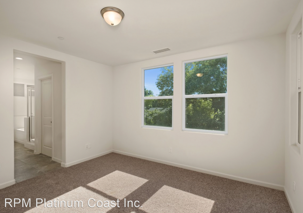 555 N. Cattail Ct. - Photo 15