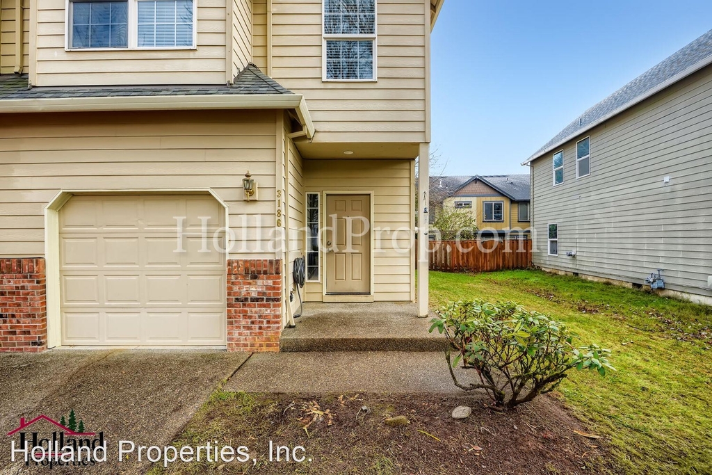 3186 Ne 13th Pl - Photo 2