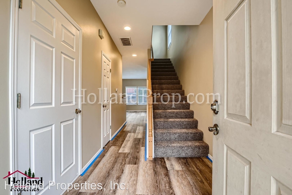 3186 Ne 13th Pl - Photo 3