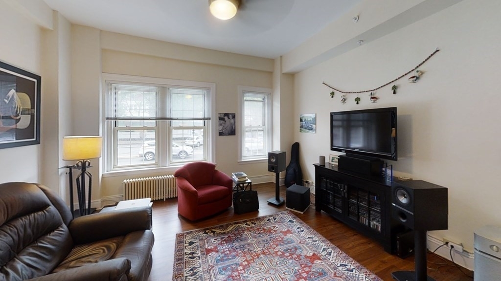 1401 Beacon Street - Photo 1