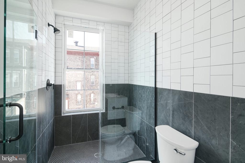 2451 N Hancock St - Photo 7