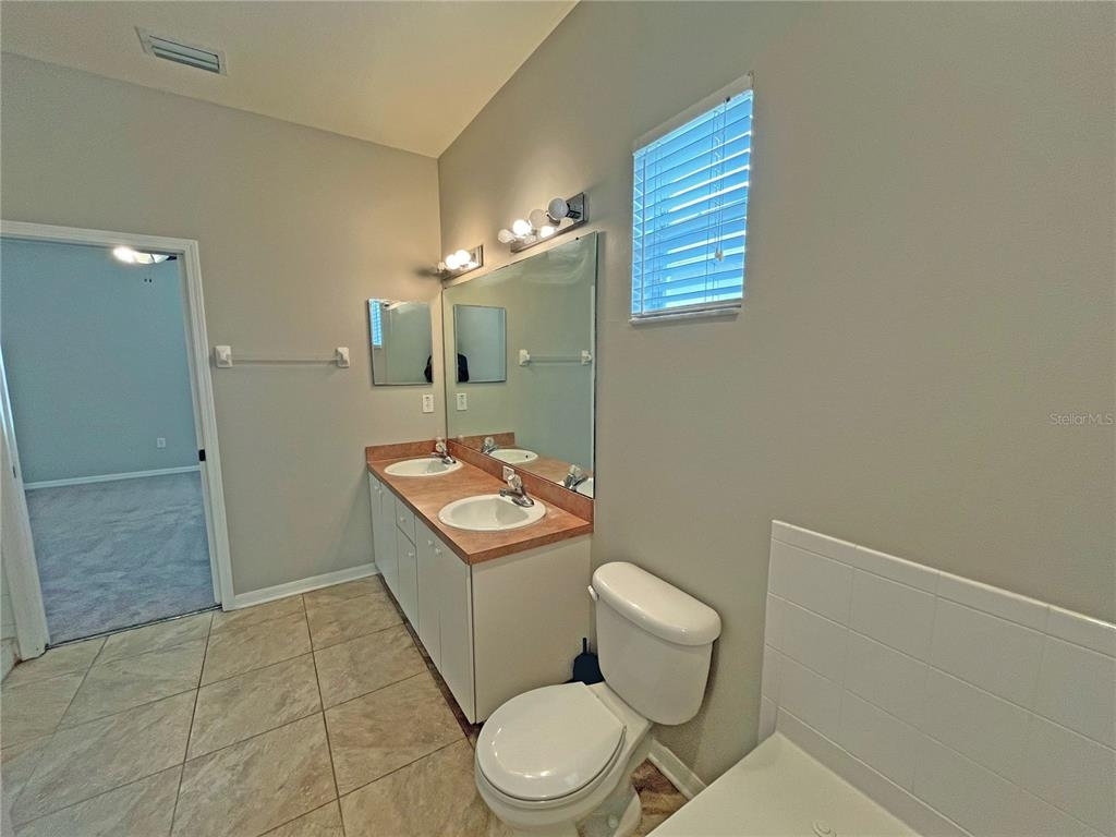 24925 Vintage Court - Photo 35