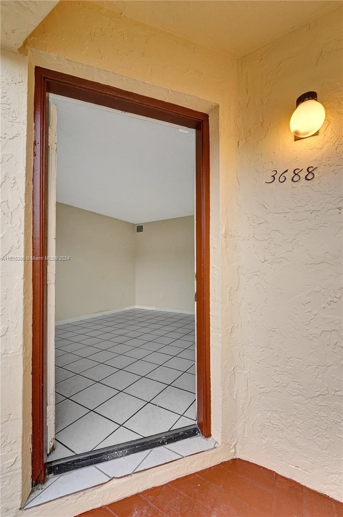 3688 Sw 59th Ave - Photo 2