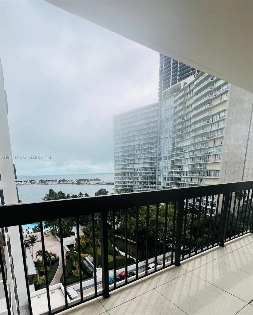 2333 Brickell Ave - Photo 16