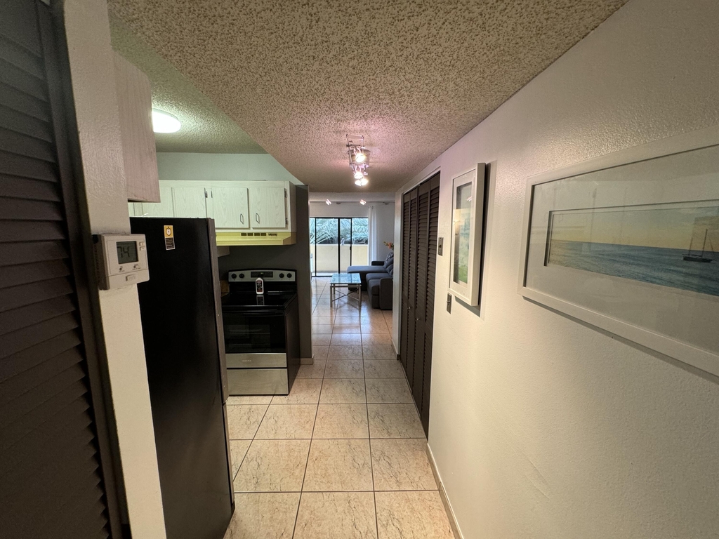 2924 Collins Avenue - Photo 1