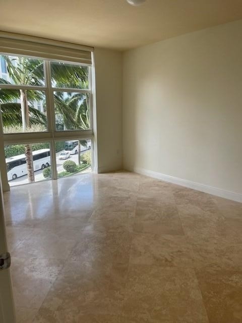 550 Okeechobee Boulevard - Photo 3