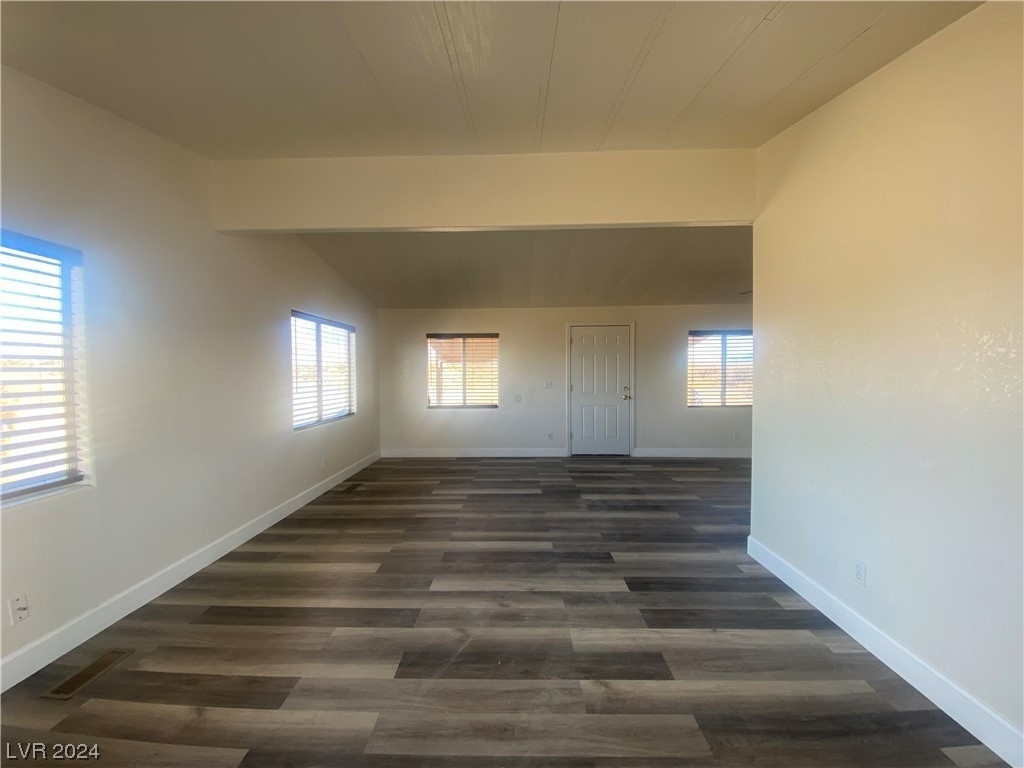 5140 Golden Valley Avenue - Photo 1