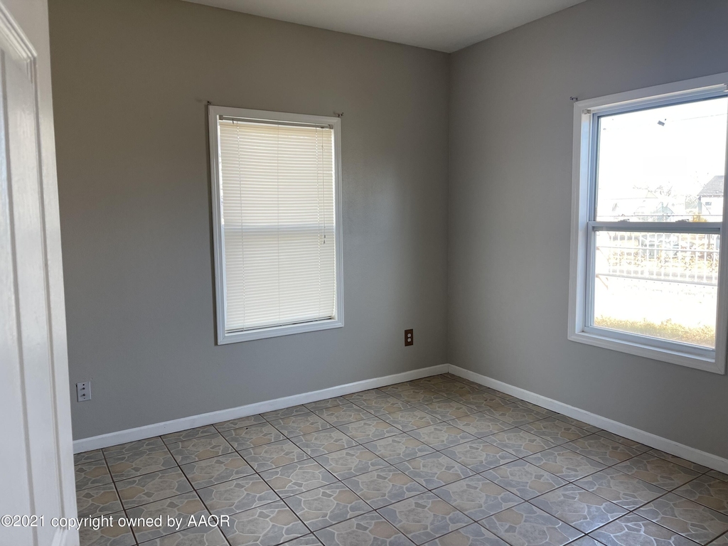 745 Aldredge Street - Photo 6