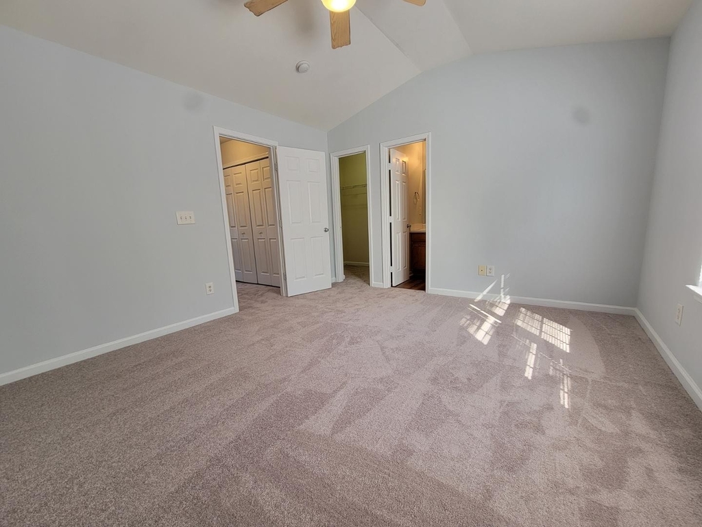 5008 Rainmaker Drive - Photo 14