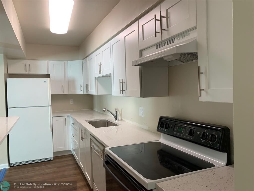 3628 Ne 21st - Photo 1