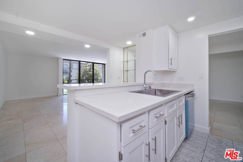 10535 Wilshire Blvd - Photo 8