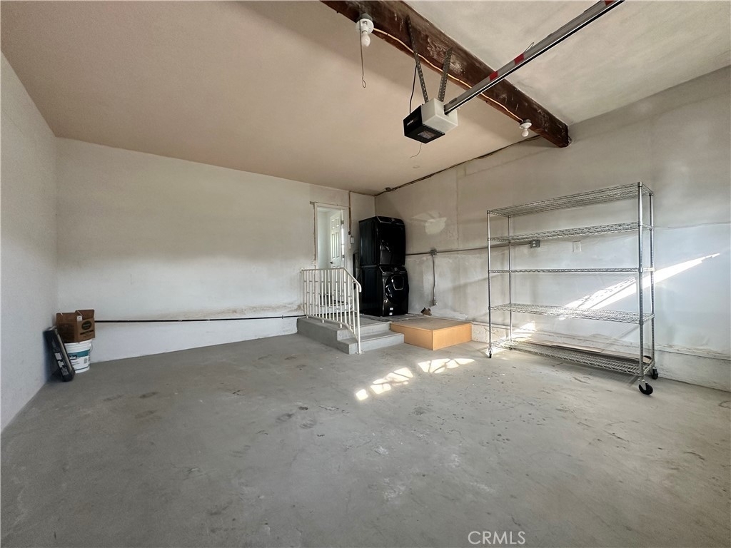 2137 W Hill Avenue - Photo 21