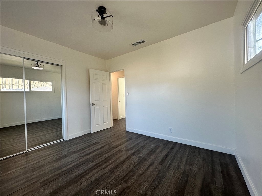 2137 W Hill Avenue - Photo 15