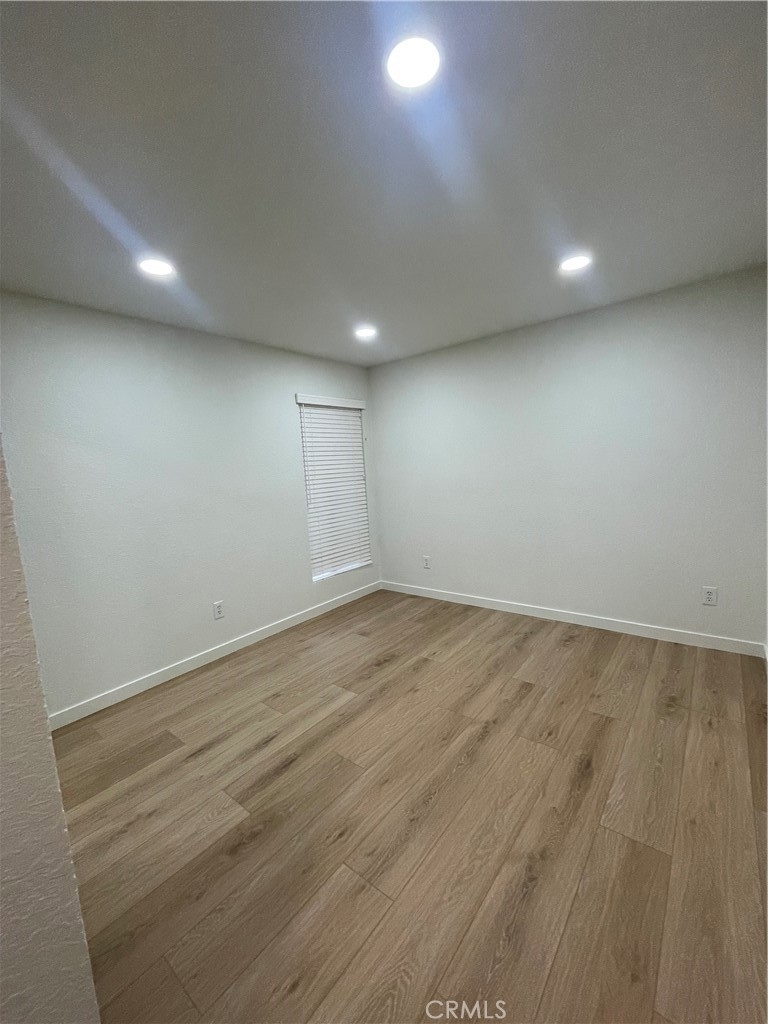 22106 Del Valle Street - Photo 15