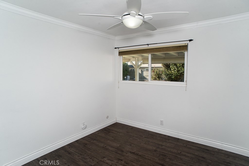 1033 Haven Avenue - Photo 15