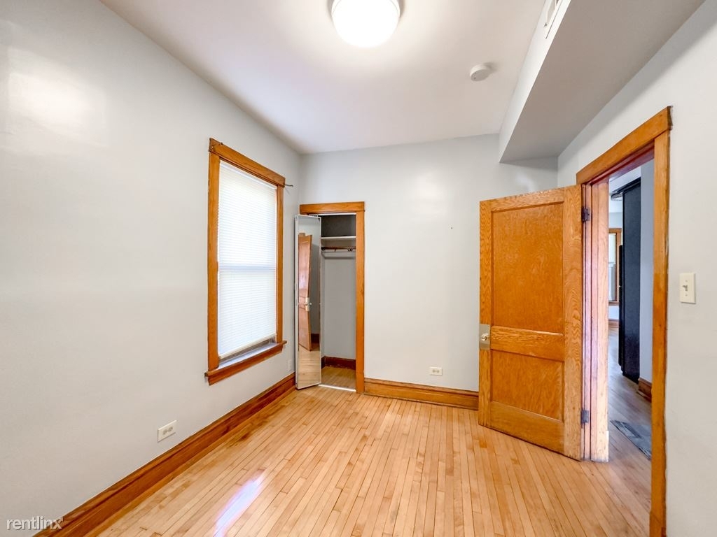 4322 W Kamerling, Unit 8 - Photo 12