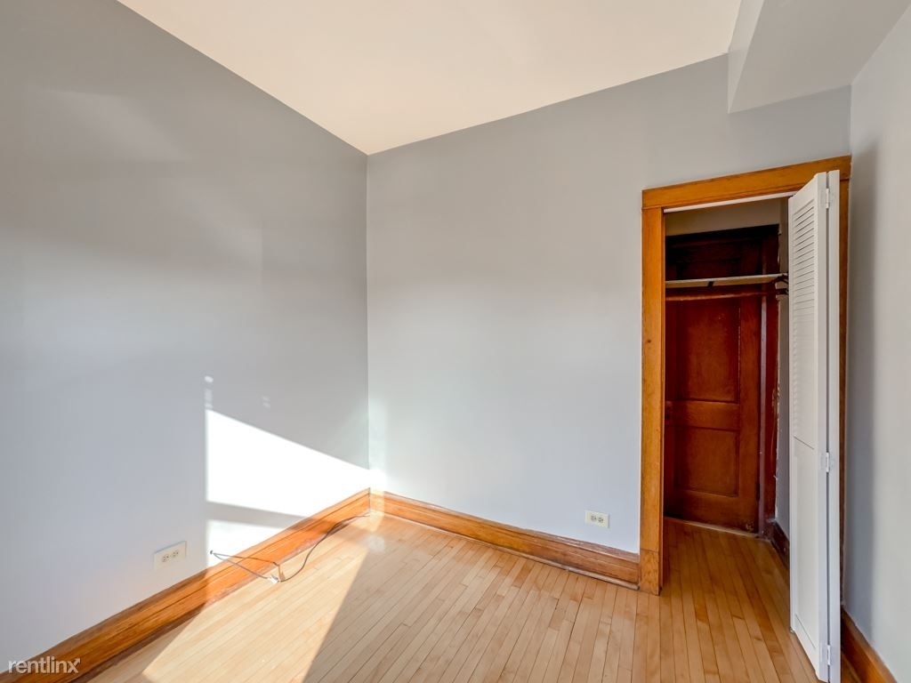 4322 W Kamerling, Unit 8 - Photo 18