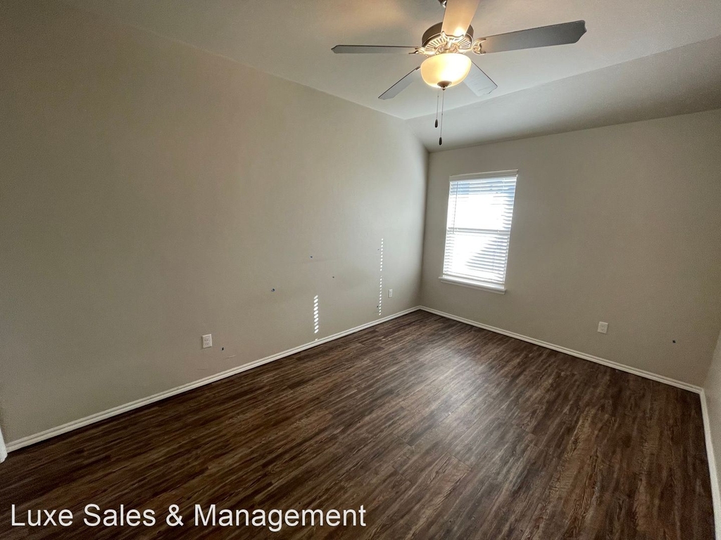 10906 Nw 119th - Photo 18