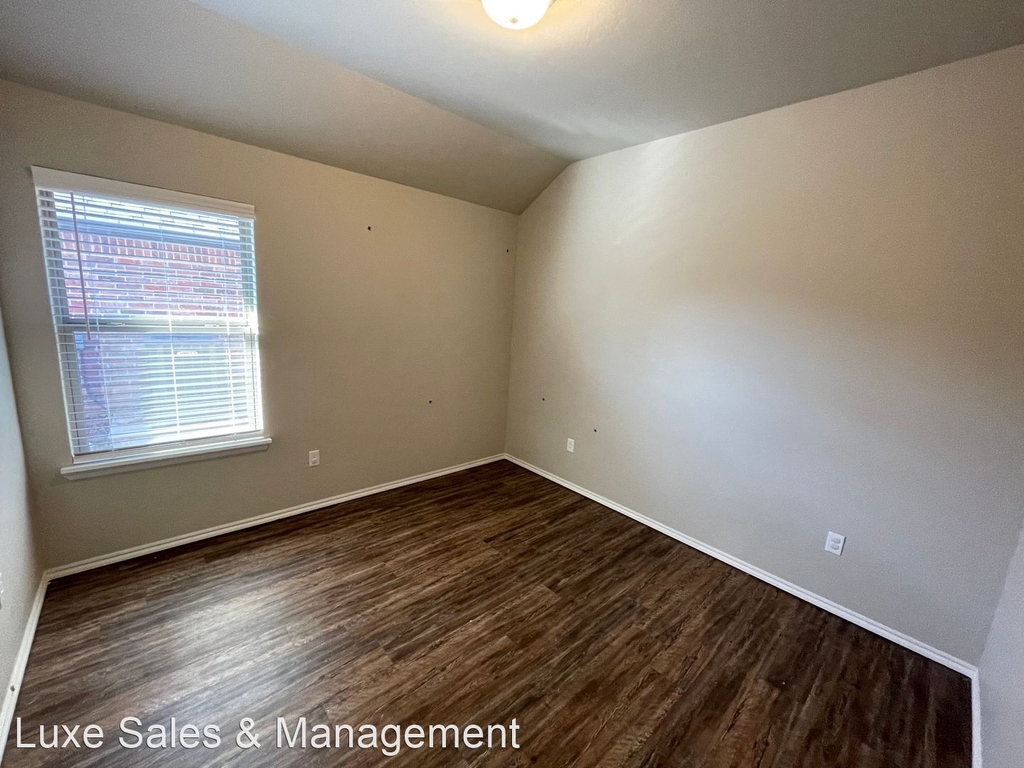 10906 Nw 119th - Photo 10
