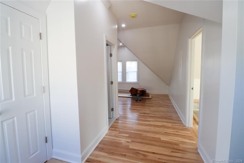 198 Montauk Avenue - Photo 2