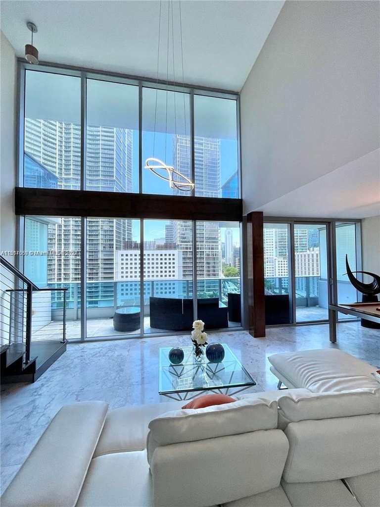 200 Biscayne Boulevard Way - Photo 3