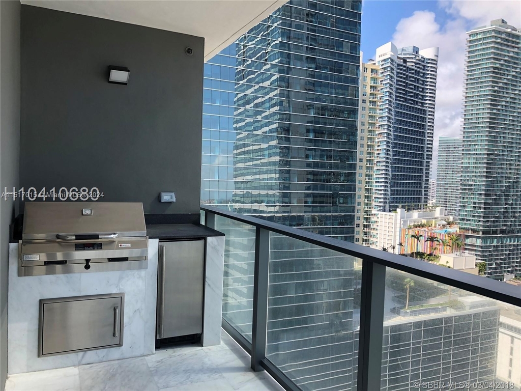 1451 Brickell Ave - Photo 12