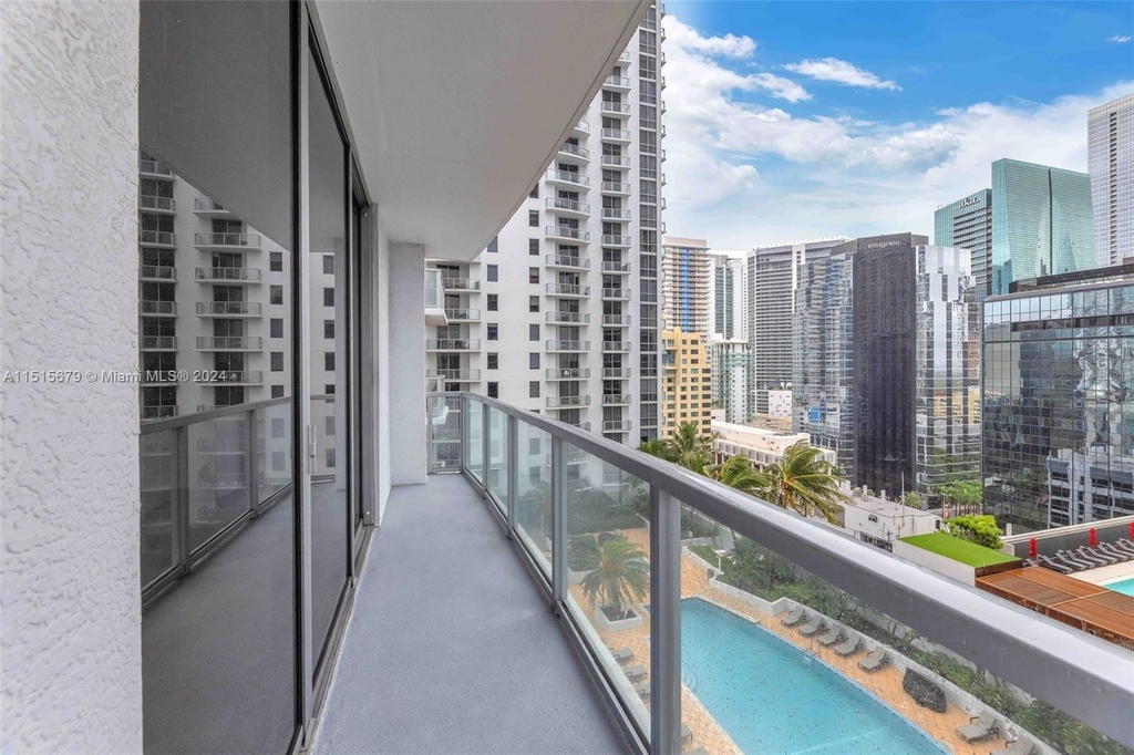 1050 Brickell Ave - Photo 13