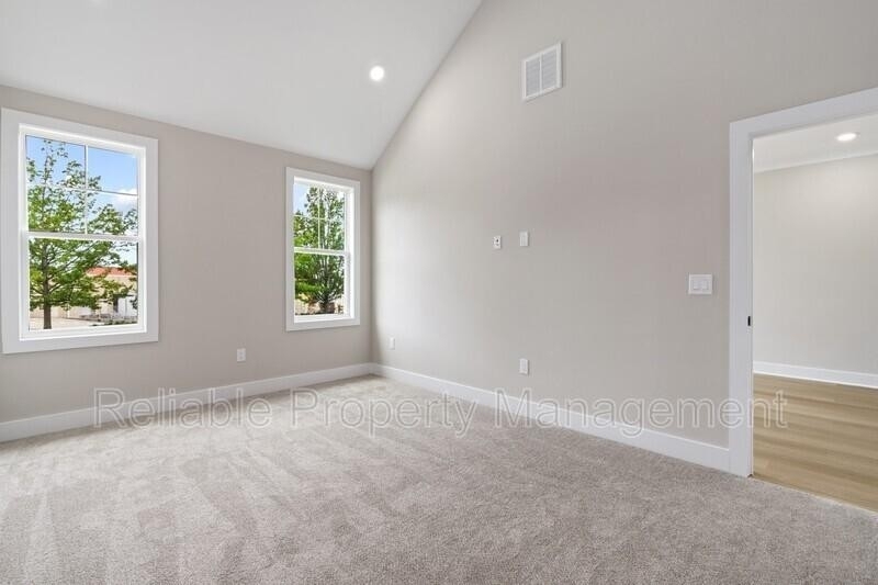 6110 Fox Road - Photo 15