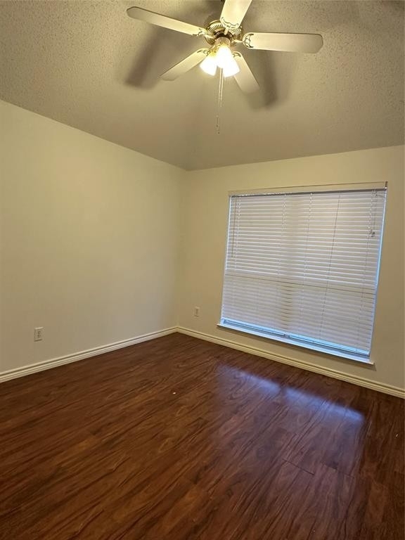 9809 Shelby Place - Photo 16