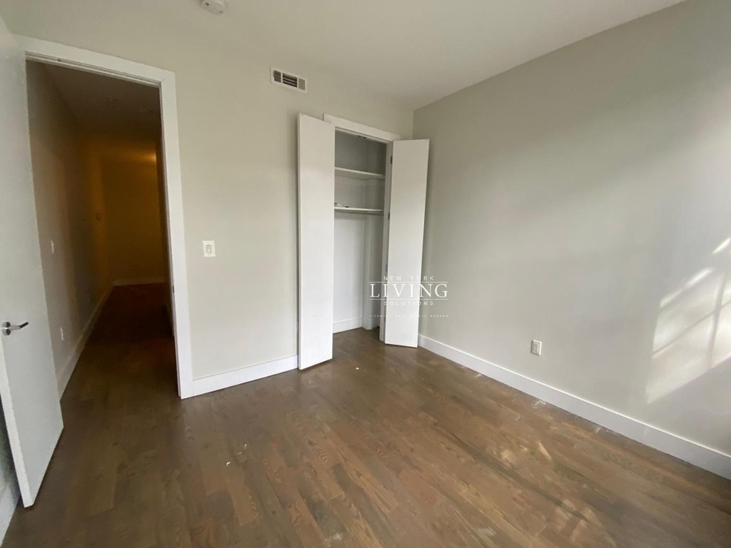 642 Wilson Avenue - Photo 16