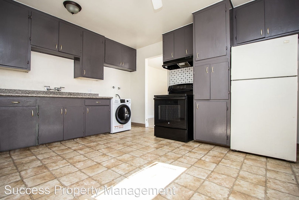 121 Starr Avenue - Apartment A-d - Photo 0