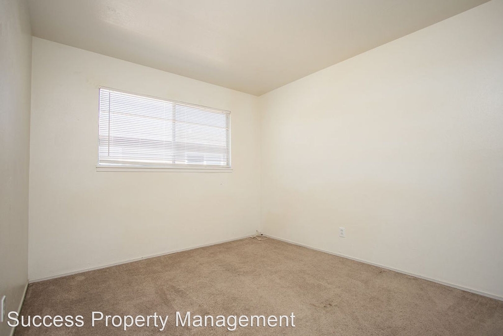 121 Starr Avenue - Apartment A-d - Photo 7