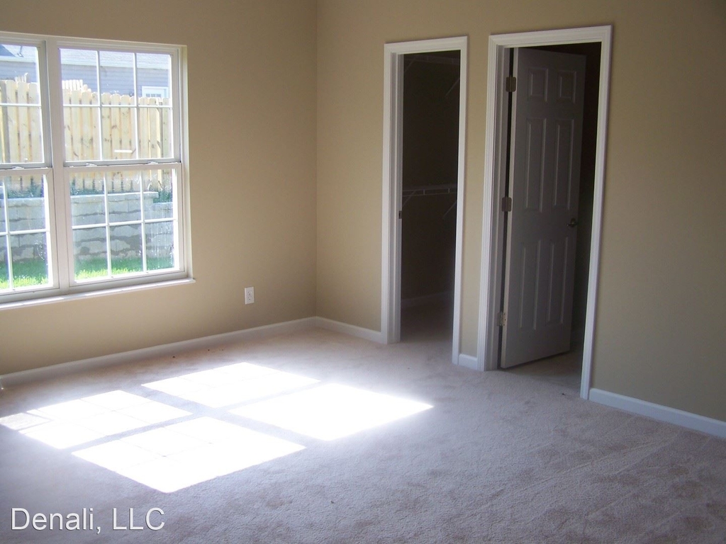 7427 Long Shot Lane - Photo 11